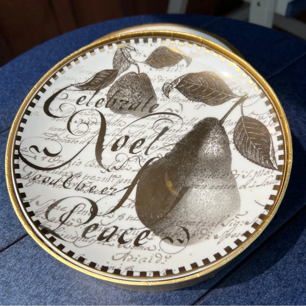 Restoration hardware Set 4 Christmas Holiday Gold Pear Plates
